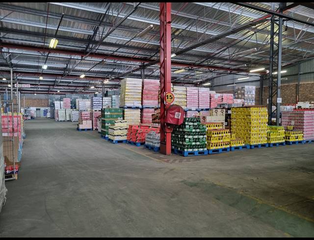 6,218M² WAREHOUSE TO LET IN ROCKY DRIFT